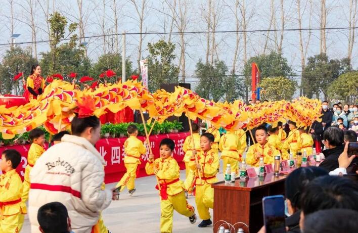 文明村镇节庆活动丰富 荆楚大地年味浓